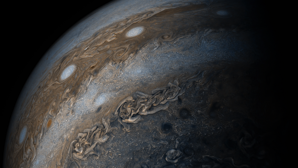 Júpiter y su 'collar de perlas' - Sputnik Mundo