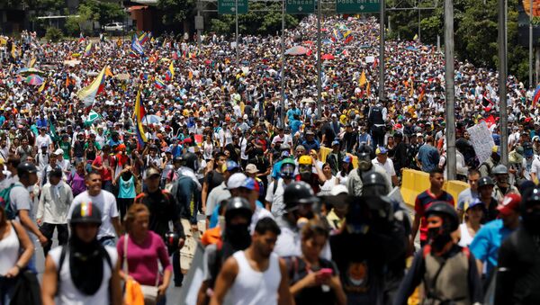 Las manifestaciones en Caracas, Venezuela - Sputnik Mundo