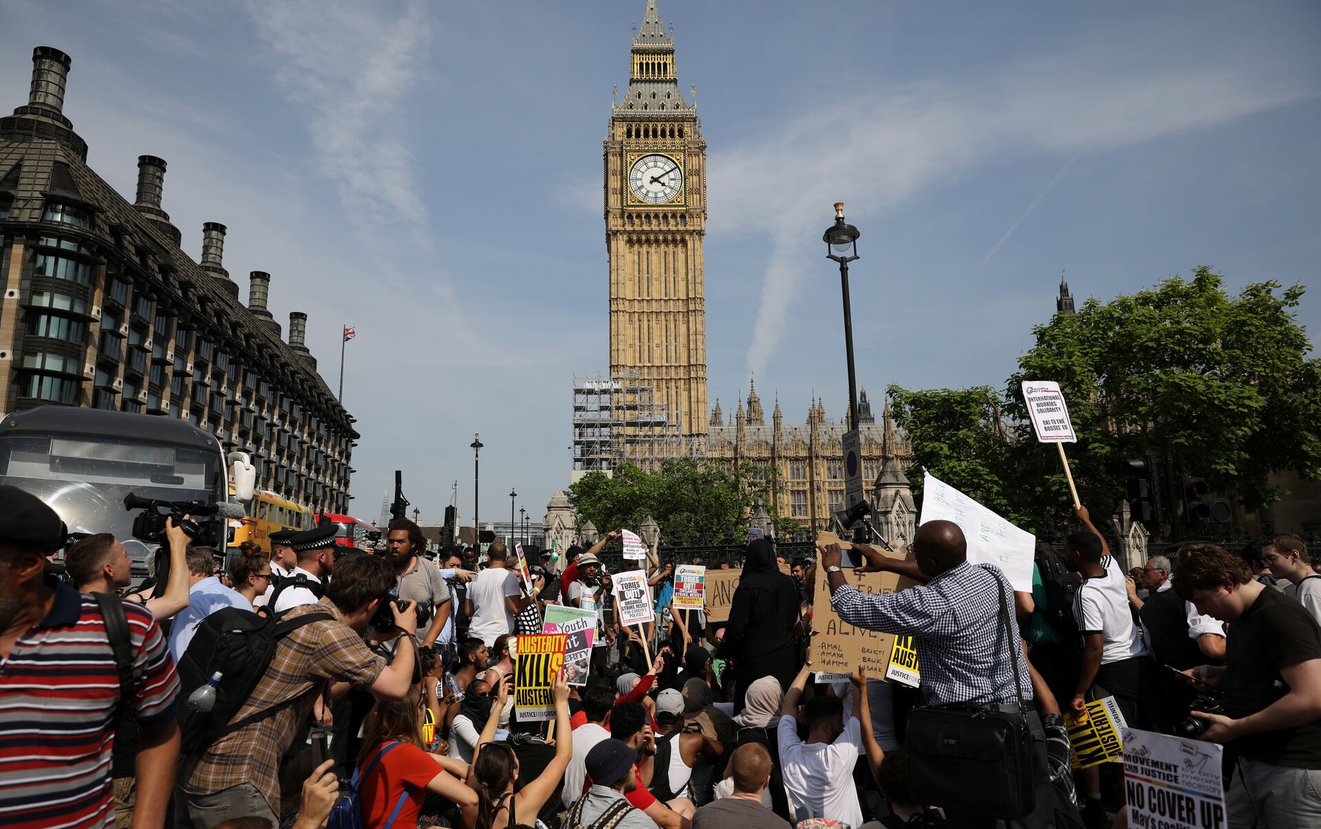 Q hora es ahora en londres