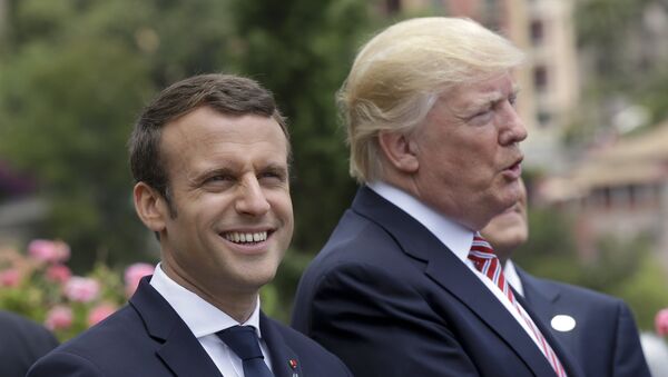 Presidente de Francia, Emmanuel Macron, y presidente de EEUU, Donald Trump - Sputnik Mundo