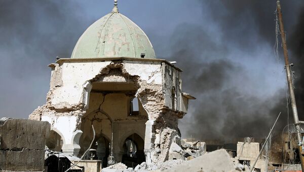 Los restos de la mezquita de Al Nuri en Mosul, Irak - Sputnik Mundo
