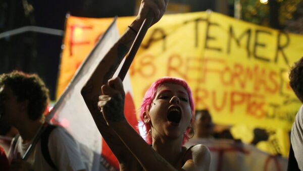 Protesta contra Michel Temer en Río de Janeiro - Sputnik Mundo