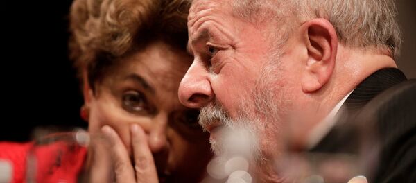 Expresidenta de Brasil, Dilma Rousseff, y expresidente del país, Luiz Inácio Lula da Silva Expresidenta de Brasil, Dilma Rousseff, y expresidente del país, Luiz Inácio Lula da Silva - Sputnik Mundo