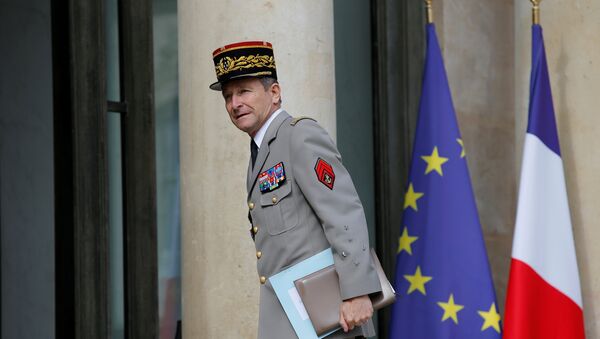 El jefe del Estado Mayor de las Fuerzas Armadas francesas, general Pierre de Villiers - Sputnik Mundo