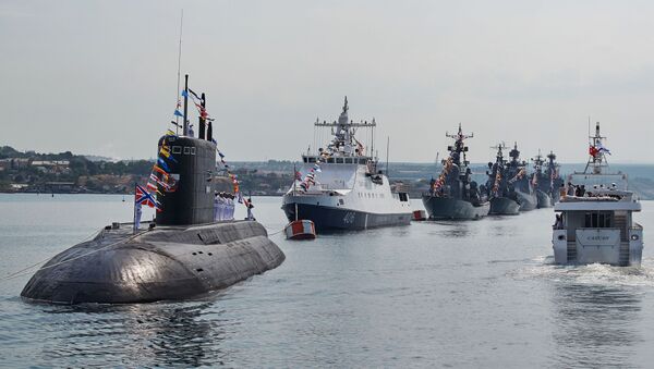 Sebastopol se prepara para el desfile en honor del Día de la Armada en Sebastopol - Sputnik Mundo