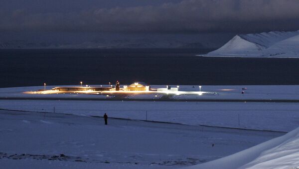 Аэропорт Свальбард, Лонгйи, Норвегия - Sputnik Mundo