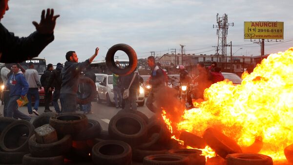Protestas contra Michel Temer, presidente de Brasil, en Sao Paolo - Sputnik Mundo