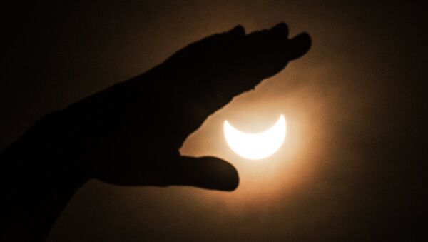 Solar eclipse in Moscow - Sputnik Mundo