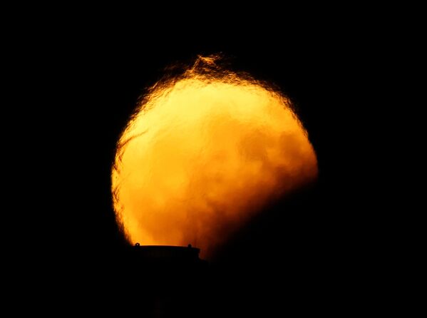 Un fenómeno planetario: las mejores fotos de la 'Luna de sangre' - Sputnik Mundo