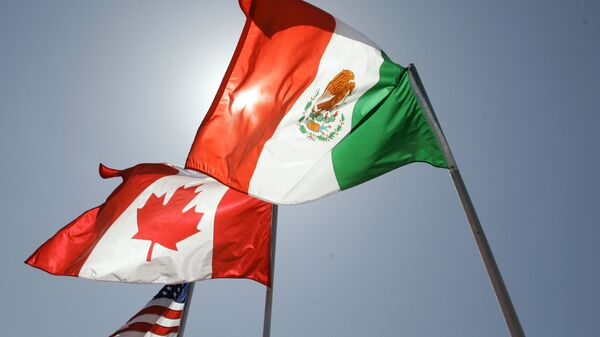 Las banderas de EEUU, Canadá y México - Sputnik Mundo