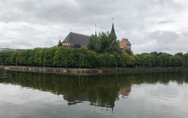 Catedral de Kaliningrado desde el otro lado del río - Sputnik Mundo