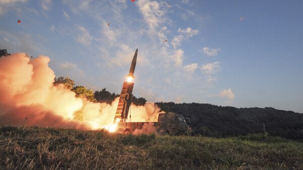 El ensayo de los misiles balísticos Hyunmoo-2 (archivo) - Sputnik Mundo