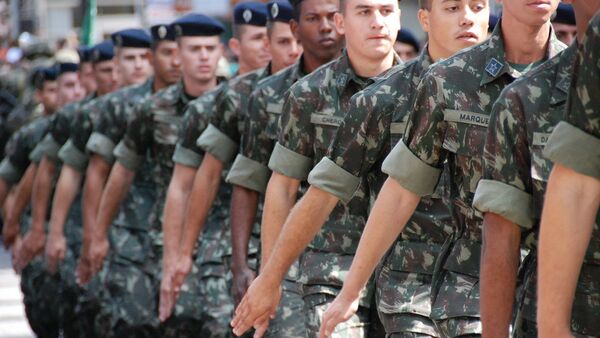Desfile del Ejército de Brasil  - Sputnik Mundo