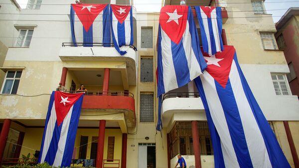 Las banderas de Cuba se secan tras el huracán Irma - Sputnik Mundo