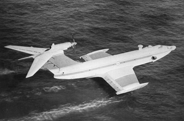 El ekranoplano de desembarco A-90 Orlionok (archivo) El ekranoplano de desembarco A-90 Orlionok (archivo) - Sputnik Mundo