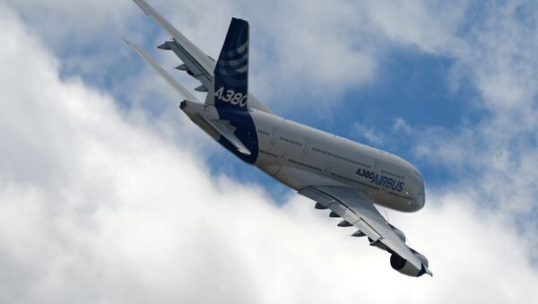 Un avión Airbus A380 - Sputnik Mundo