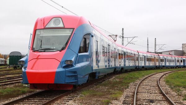 El Ívolga, el innovador tren suburbano de Transhmashholding, diseñado y construido con tecnologías rusas - Sputnik Mundo