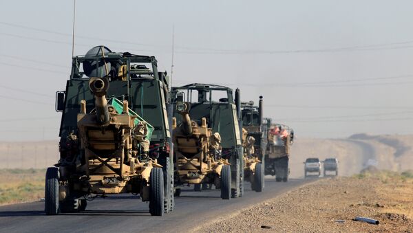 Artillería iraquí en la región de Kirkuk, Irak - Sputnik Mundo