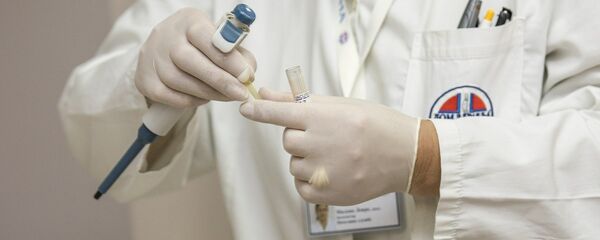 Un médico (imagen referencial) Un médico (imagen referencial) - Sputnik Mundo