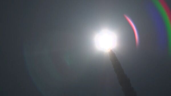 Lanzamiento de un misil balístico - Sputnik Mundo