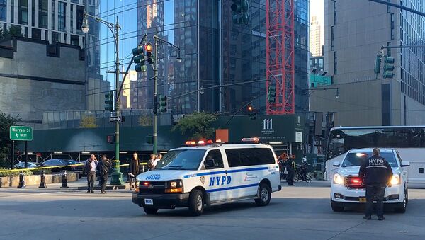 Policía en el lugar del atropello en Nueva York - Sputnik Mundo