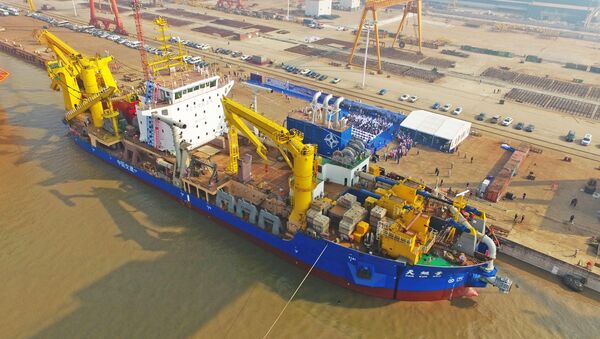 Tian Kun Hao, la nueva embarcación draga de China para construir islas - Sputnik Mundo
