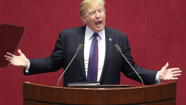 Donald Trump, el presidente de Estados Unidos, interviene ante el Parlamento surcoreano en Seúl - Sputnik Mundo