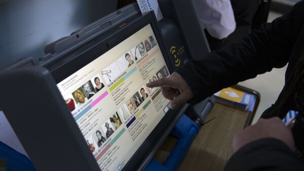 Máquina de voto electrónico en Argentina (archivo) - Sputnik Mundo