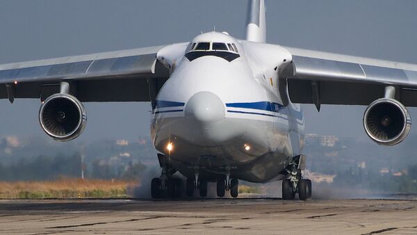 El avión de carga ruso An-124 (archivo) - Sputnik Mundo
