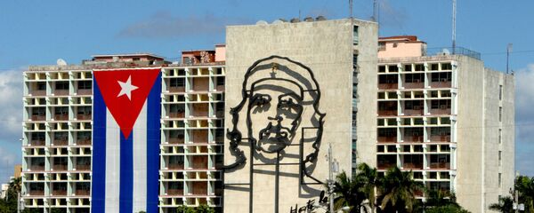 Bandera cubana en La Habana, la capital de Cuba Bandera cubana en La Habana, la capital de Cuba - Sputnik Mundo