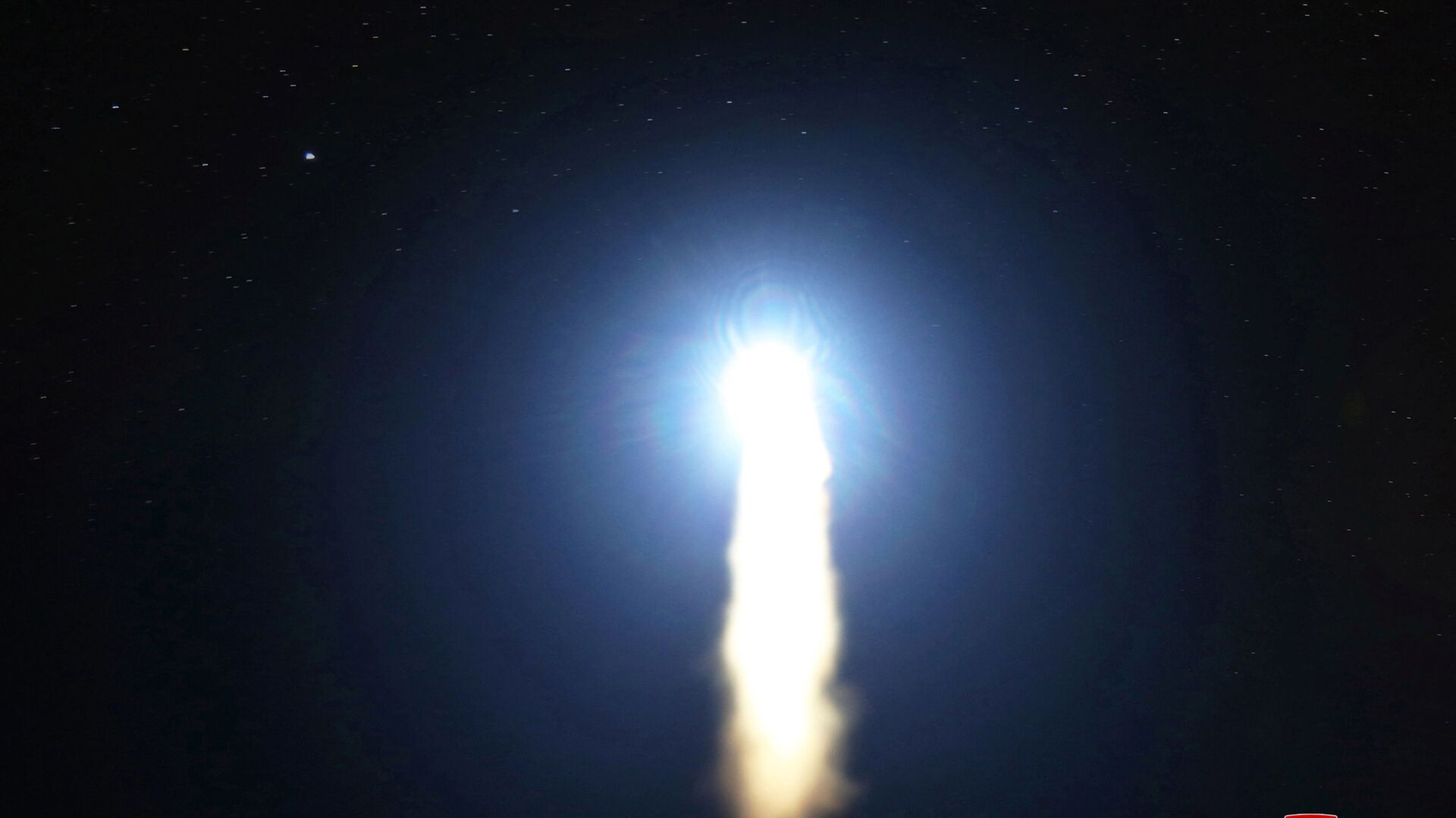 Запуск межконтинентальной баллистической ракеты Hwasong-15 в КНДР  - Sputnik Mundo, 1920, 05.01.2022