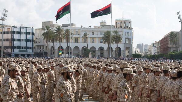 Militares bajo el mando del gobierno en Tripoli celebran el 75º aniversario del Ejército de Libia - Sputnik Mundo