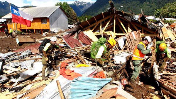 Consecuencias del aluvión en Villa Santa Lucia, Chile - Sputnik Mundo