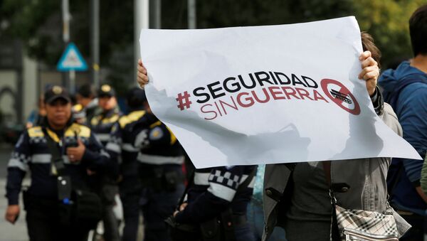 Protestas contra la ley de Seguridad Interior en México - Sputnik Mundo