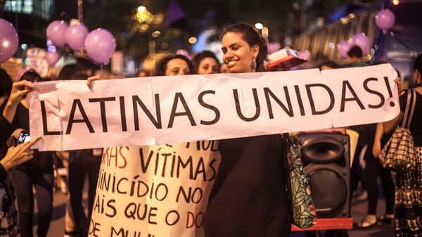 Manifestación del movimiento Ni Una Menos en Río de Janeiro, Brasil - Sputnik Mundo