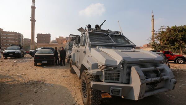 Fuerzas de seguridad egipcias en el lugar del atentado en El Cairo - Sputnik Mundo