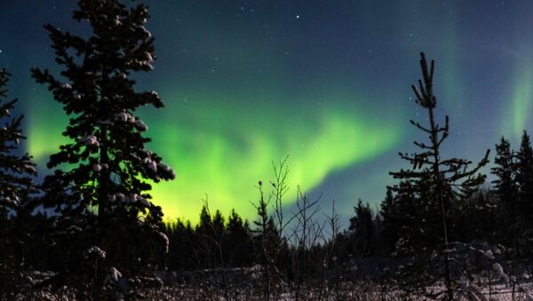La aurora boreal captada en la región de Múrmansk (Rusia), el 4 de enero de 2018 - Sputnik Mundo