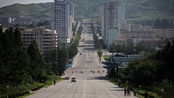 Una autopista en Kaesong, Corea del Norte - Sputnik Mundo