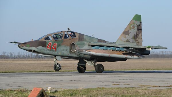 Avión de asalto ruso Su-25 que regresó de Siria - Sputnik Mundo