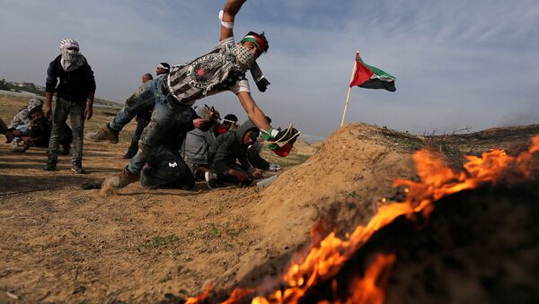 Protestas palestinas en Gaza - Sputnik Mundo