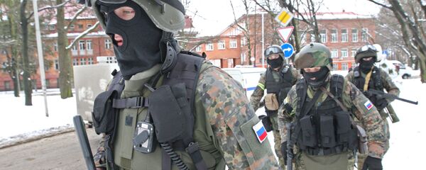 El FSB durante unos ejercicio antiterroristas El FSB durante unos ejercicio antiterroristas - Sputnik Mundo