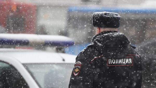 Un policía en Moscú - Sputnik Mundo