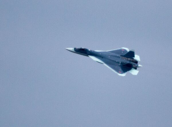 Uno de los prototipos del Su-57 usado para las pruebas del radar AESA Uno de los prototipos del Su-57 usado para las pruebas del radar AESA - Sputnik Mundo
