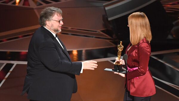 Guillermo del Toro, director de cine mexicano, durante los Oscar - Sputnik Mundo