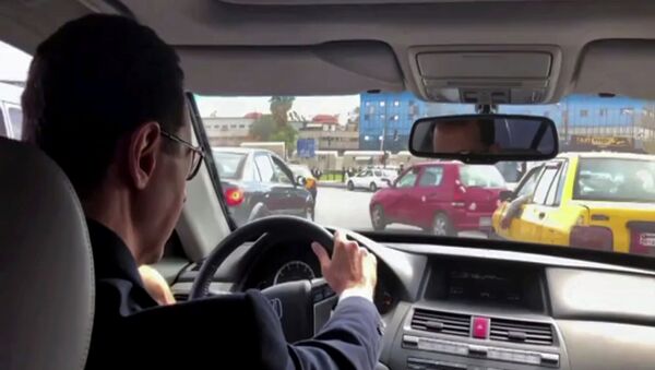 Bashar Asad recorre en su auto la Guta Oriental liberada - Sputnik Mundo