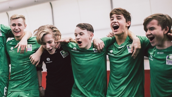 Jóvenes huérfanos de Rusia en el torneo de futbol 'El futuro depende de ti' - Sputnik Mundo