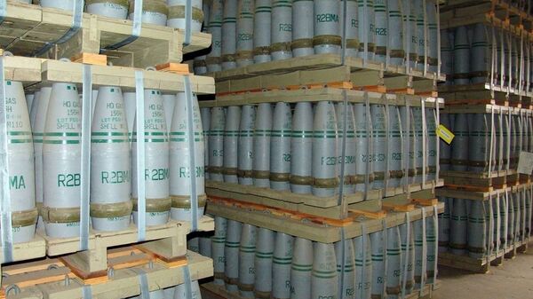 Municiones de gas mostaza, también conocidos como iperita, en el almacén de armas químicas de Pueblo, EEUU (archivo) - Sputnik Mundo