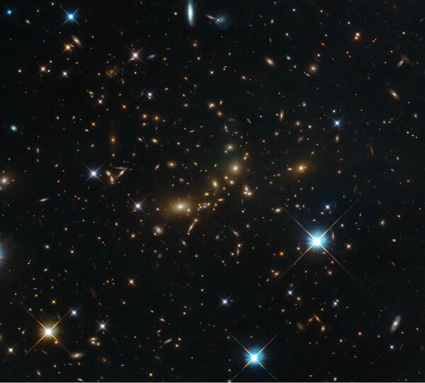 Cúmulo de galaxias PLCK G308.3-20.2 Cúmulo de galaxias PLCK G308.3-20.2 - Sputnik Mundo