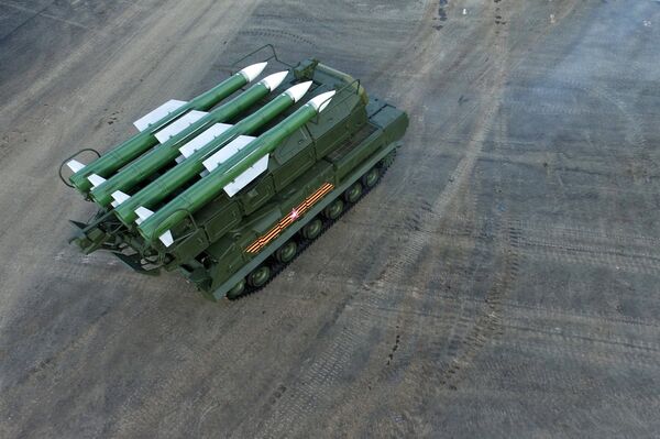 Sistema ruso de misiles antiaéreos Buk-M2E Sistema ruso de misiles antiaéreos Buk-M2E - Sputnik Mundo