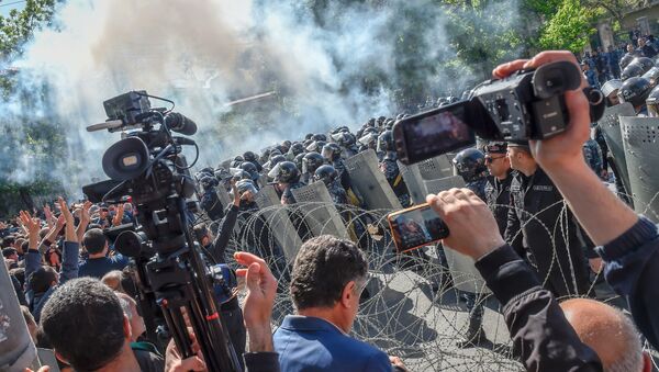 Protestas en Armenia - Sputnik Mundo